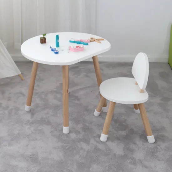 素敵な未就学児用家具セット無垢材子供用学習テーブルと椅子
